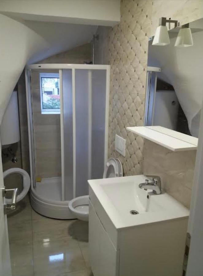 Franovic Apartments Тиват Екстериор снимка