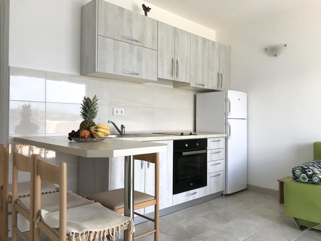 Franovic Apartments Тиват Екстериор снимка